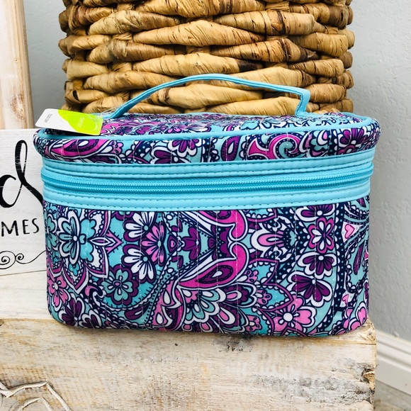 Other - BRAND NEW MAKE UP BAG!!